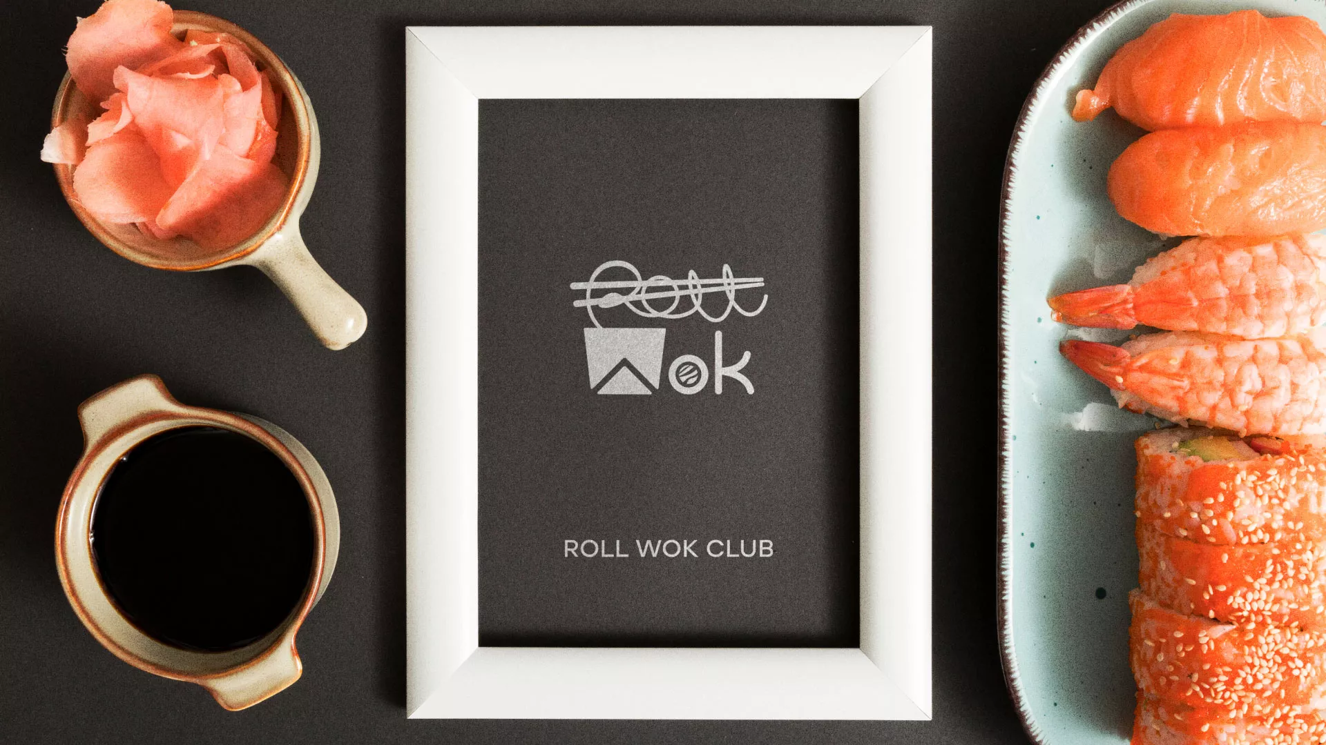 Разработка логотипа суши-бара «Roll Wok Club» в Новосибирске