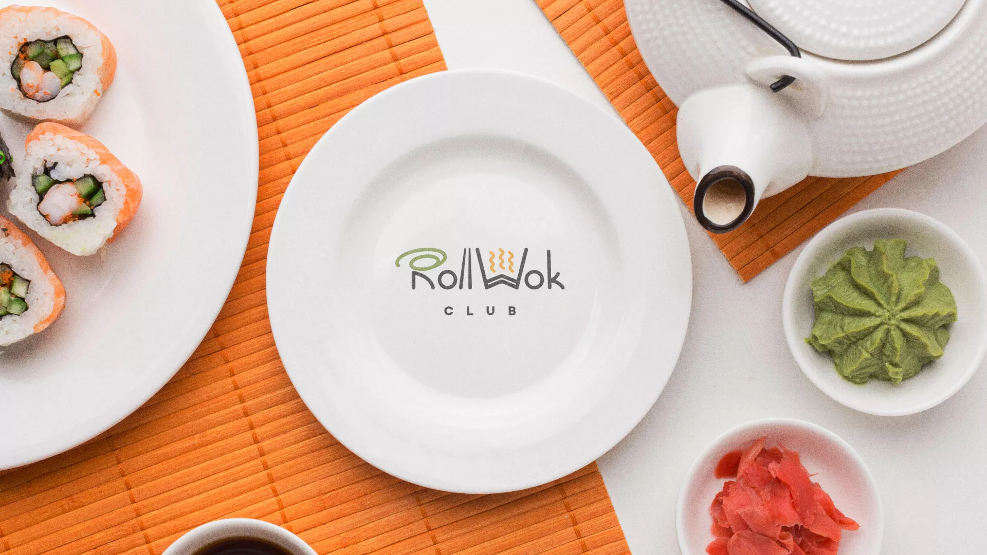 Разработка логотипа и фирменного стиля в Новосибирске для суши-бара «Roll Wok Club»